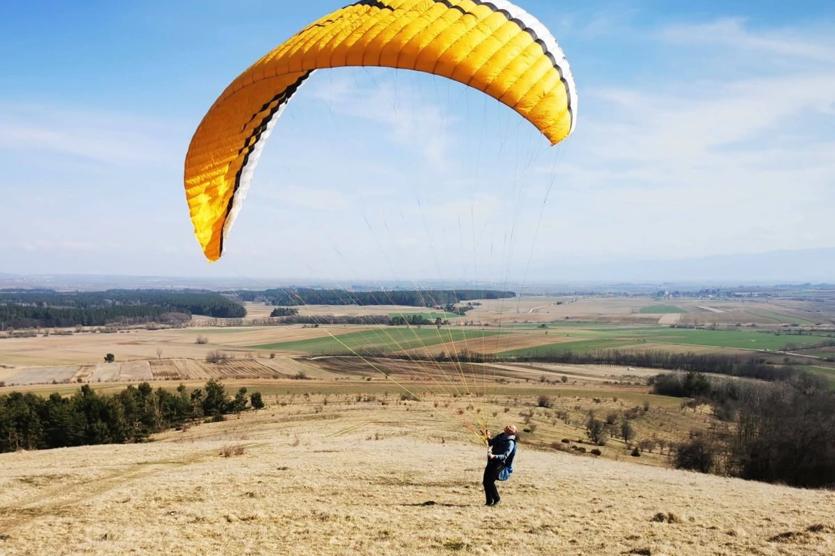 Paragliding Brasov team in action